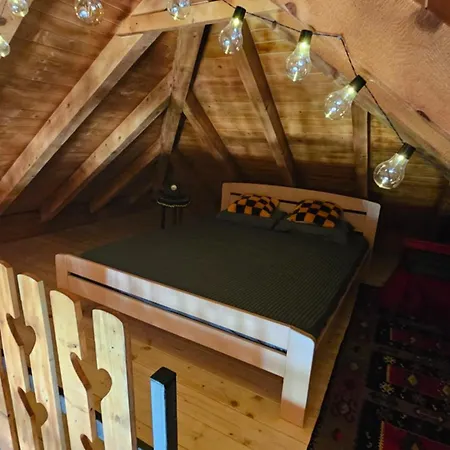 Eko Kuca Zlatiborsko Srce Tatil Evi