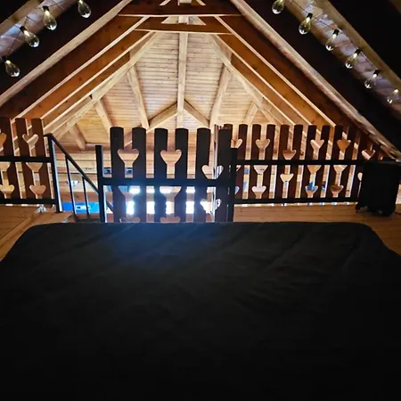 Eko Kuca Zlatiborsko Srce Tatil Evi