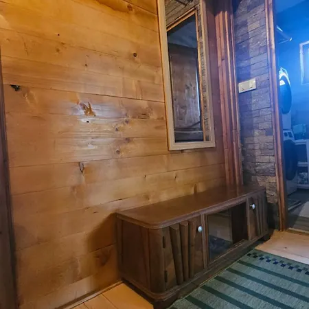 Eko Kuca Zlatiborsko Srce *